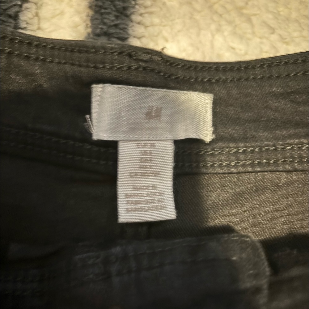 H&M - Picture 3 of 3